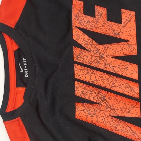 Nike Dri Fit T-shirt Size L - Picture 3 of 12